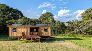 pallet wood cladding cabin sussex